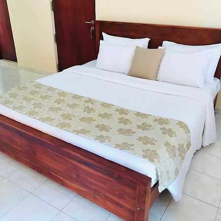 Siluni'S Villa Anuradhapura Rom bilde