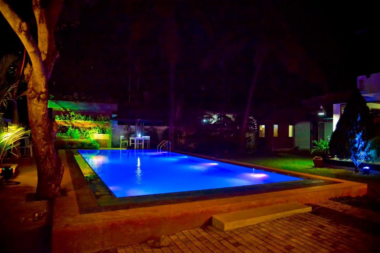 Siluni'S Villa Anuradhapura Eksteriør bilde