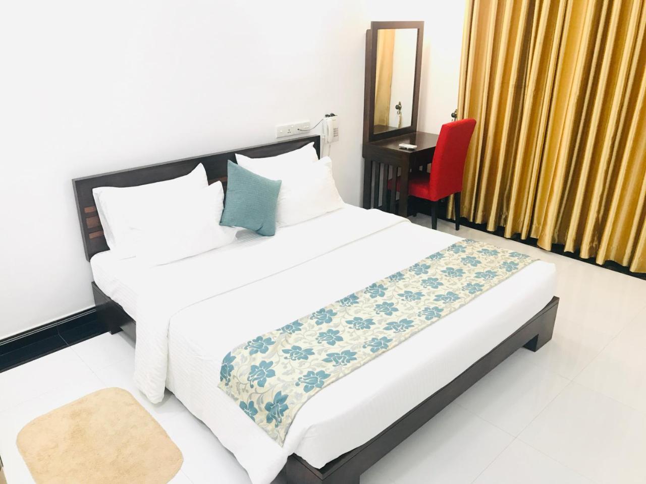 Siluni'S Villa Anuradhapura Eksteriør bilde